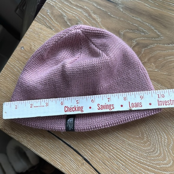 NWOT The North Face Pink Knit Beenie Cap soft warm OS - Picture 8 of 9